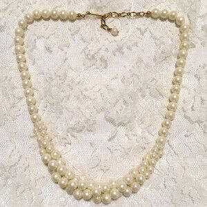 Vintage Faux Pearl Necklace Plastic Beaded Torsade style Collar 19"